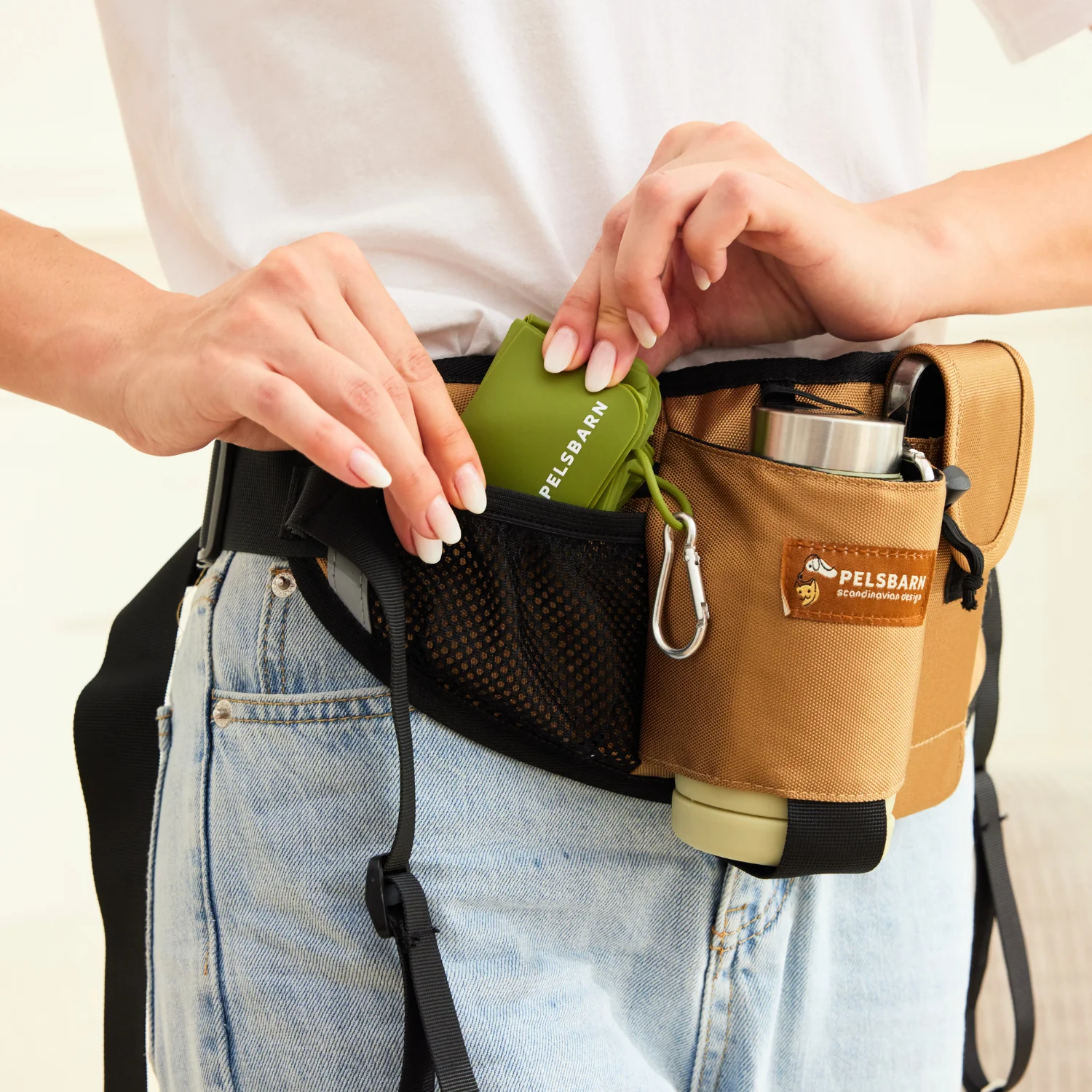 All-in-one Dog Walking Bag - Image 3